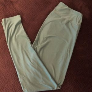 OS Green Lularoe Leggings